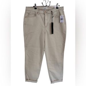 NWT NICOLE MILLER SOHO Women’s Ankle Skinny Pants. Size 14 Color Off White